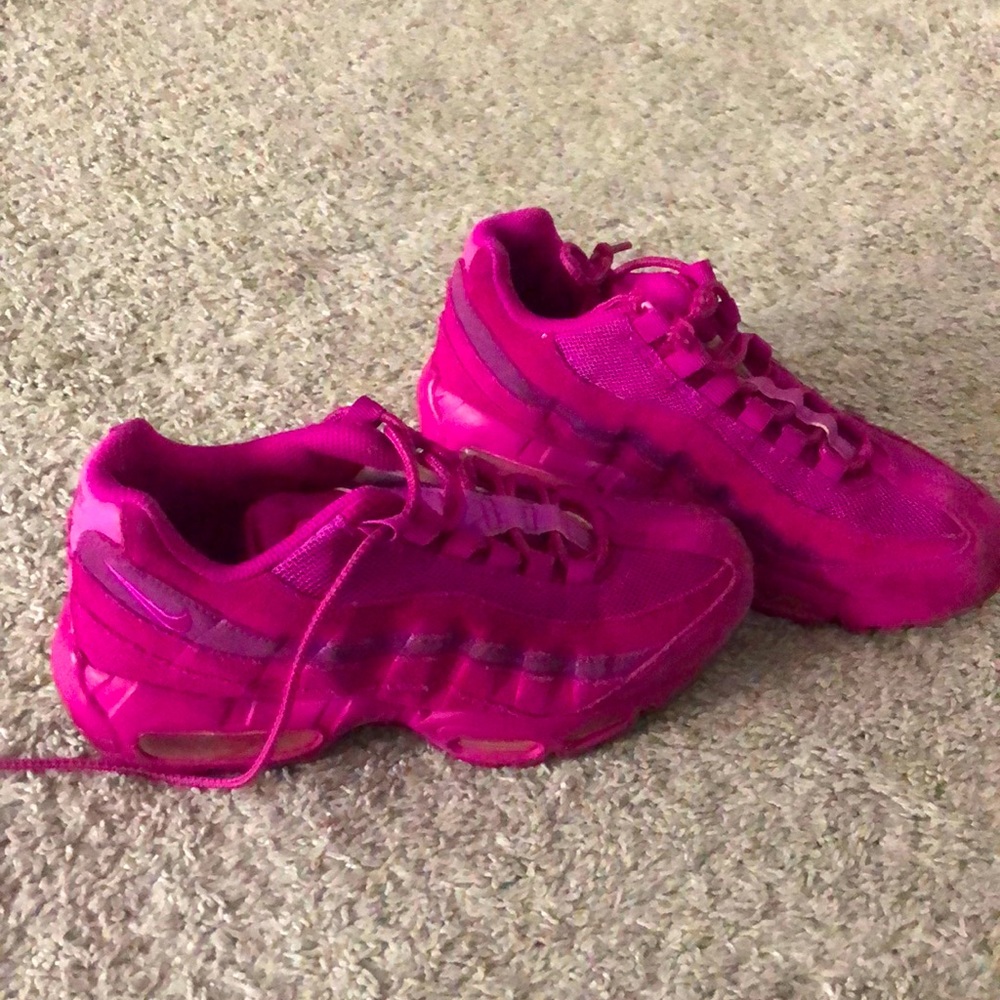 Nike Air Max size 7.5